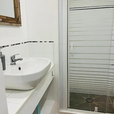 Opal'house Face Aux Remparts *