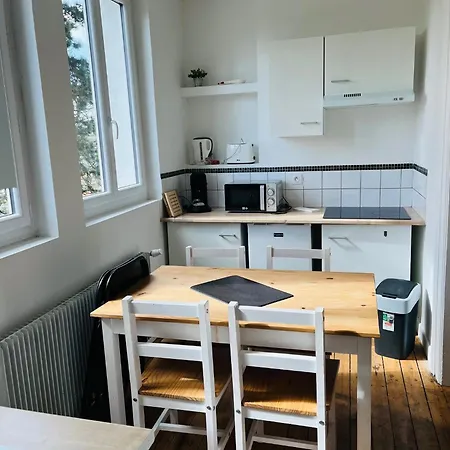 Opal'house Face Aux Remparts *