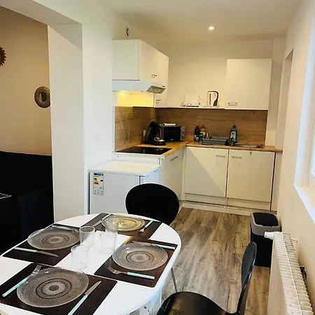 Opal'house Face Aux Remparts